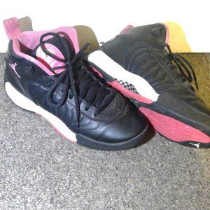 Jordan Jumpman Pro black/pink Size 7Y